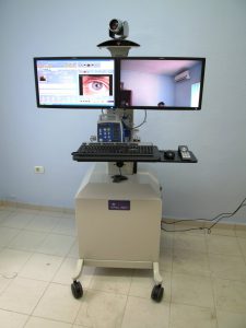Aparato para telemedicina, consulta oftalmológica a distancia salauno